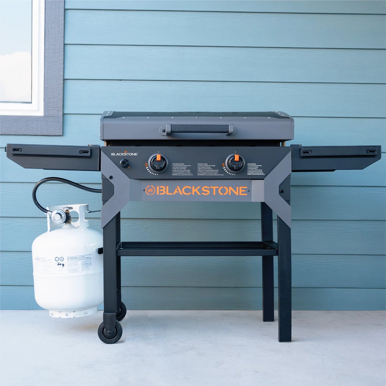 Grătar tip plită pe gaz Blackstone 28” Iron Forged, cu capac
