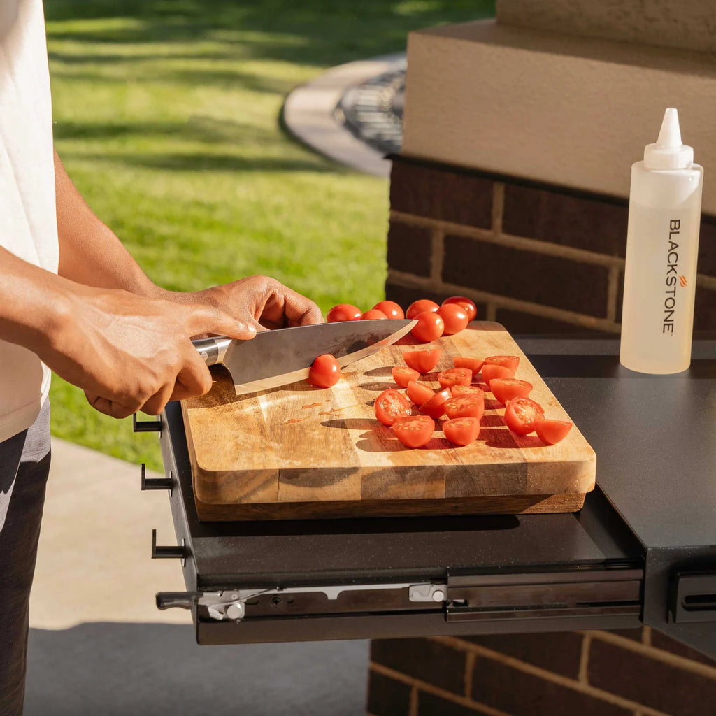 Grătar tip plită pe gaz Blackstone 36” Iron Forged, cu capac